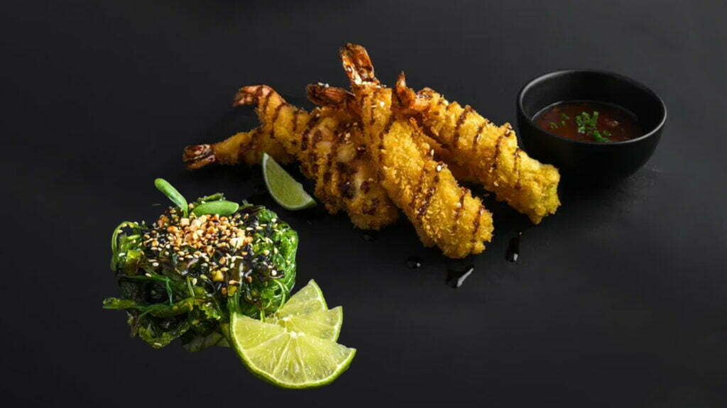 Tempura traškios krevetės + Wakame salotos