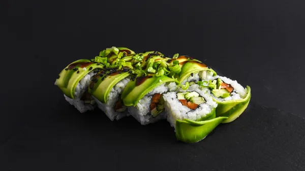 Vegetarian roll (8 vnt.) 🌱